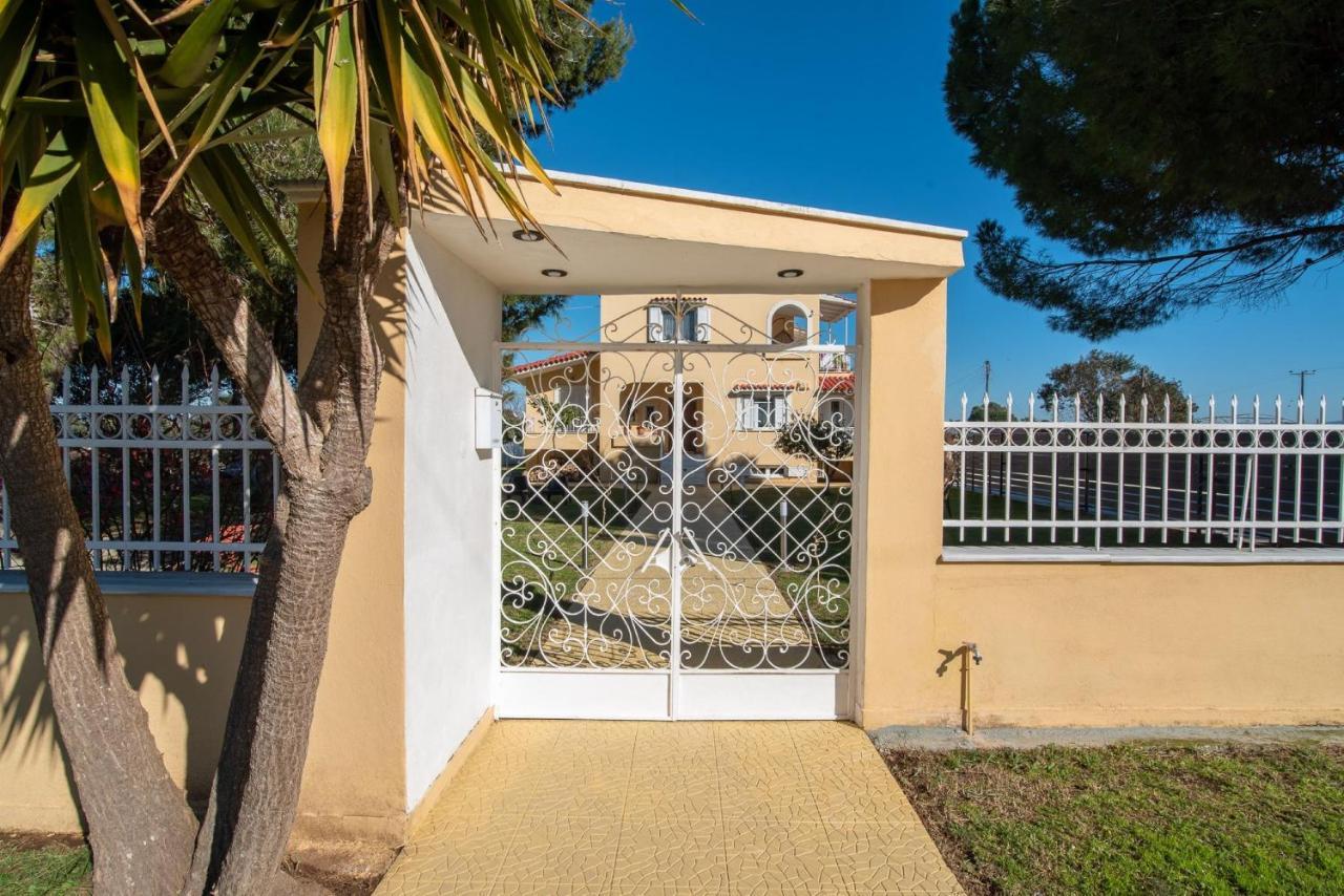 Pine Trees Apartment Preveza Exterior photo